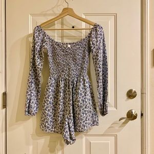 Cute Hollister romper